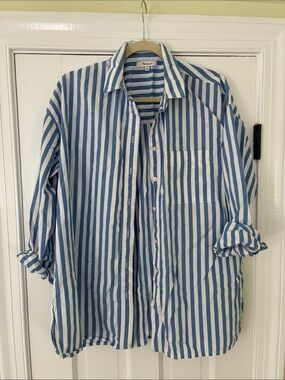 Madewell Blue and White Vertical Stripe Button-Down Shirt